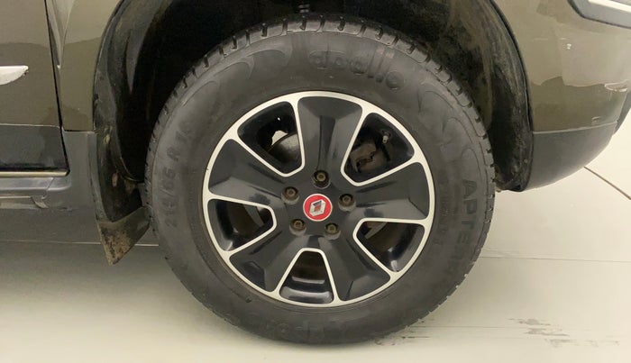 2017 Renault Duster RXS CVT, Petrol, Automatic, 31,113 km, Right Front Wheel