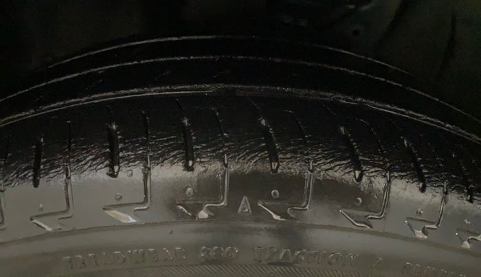 2017 Maruti IGNIS DELTA 1.2, Petrol, Manual, 55,996 km, Left Front Tyre Tread