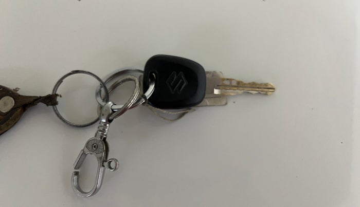 2014 Maruti Wagon R 1.0 LXI, Petrol, Manual, 56,374 km, Key Close Up