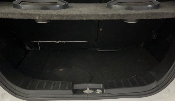 2014 Maruti Wagon R 1.0 LXI, Petrol, Manual, 56,374 km, Boot Inside