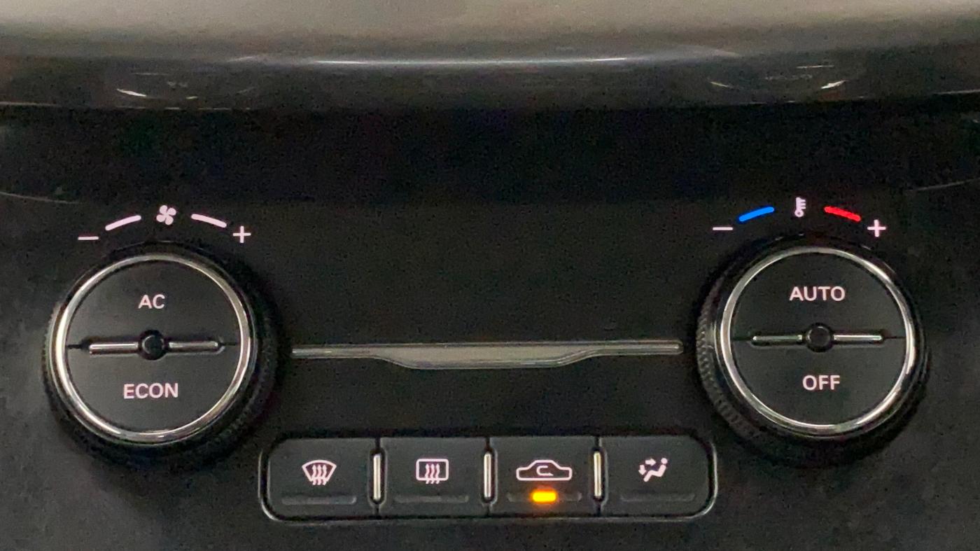 2017 Tata NEXON XZ PLUS DIESEL, Diesel, Manual, 90,436 km, Automatic Climate Control