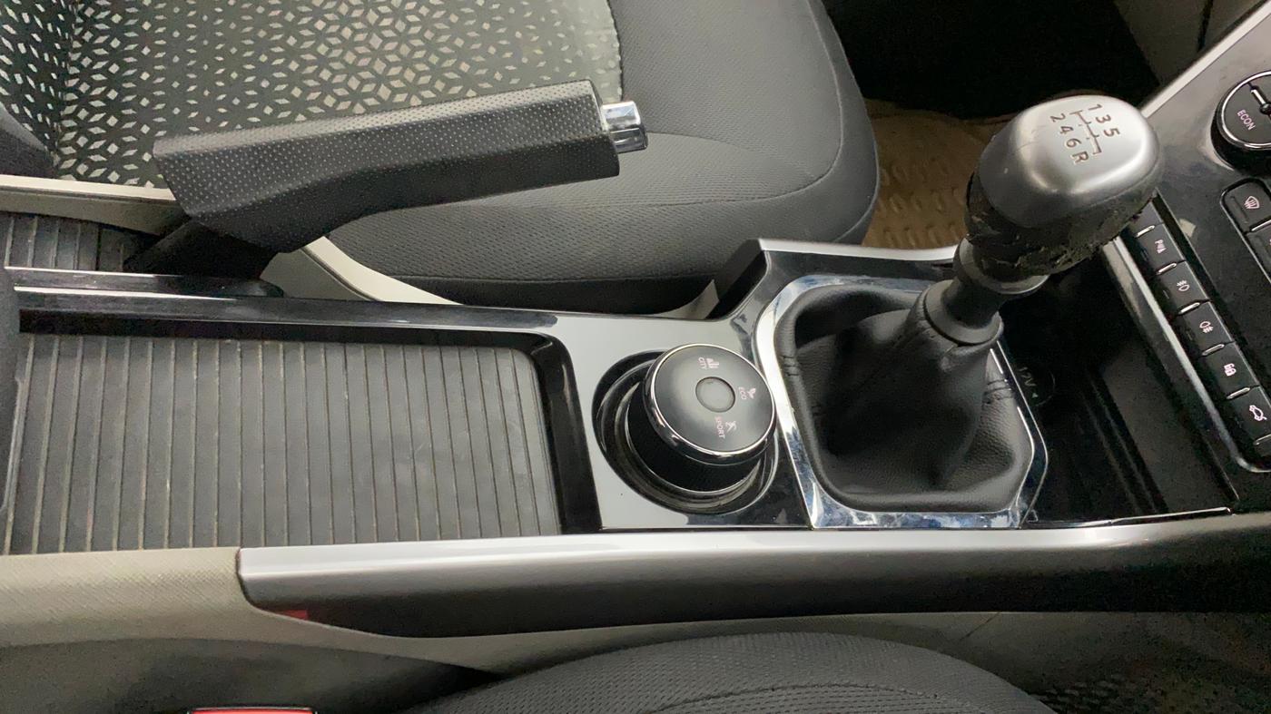 2017 Tata NEXON XZ PLUS DIESEL, Diesel, Manual, 90,436 km, Gear Lever