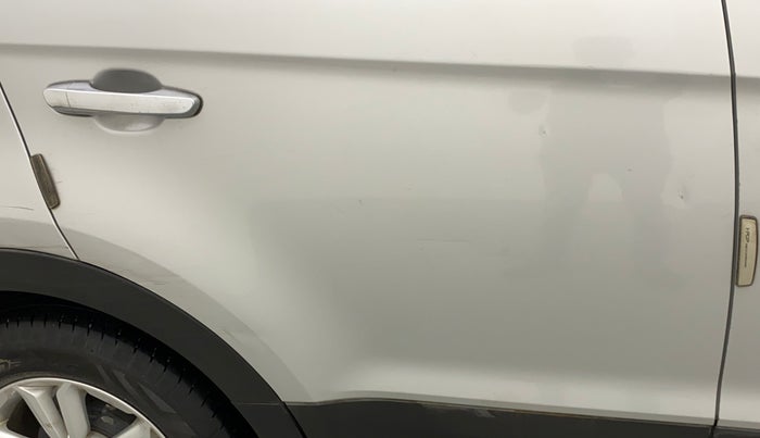 2016 Hyundai Creta SX PLUS 1.6 PETROL, Petrol, Manual, 94,971 km, Right rear door - Minor scratches