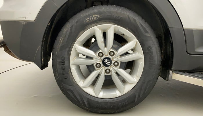 2016 Hyundai Creta SX PLUS 1.6 PETROL, Petrol, Manual, 94,971 km, Right Rear Wheel