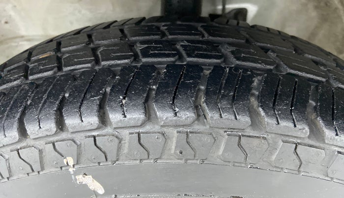 2013 Maruti Wagon R 1.0 LXI, Petrol, Manual, 85,442 km, Left Front Tyre Tread