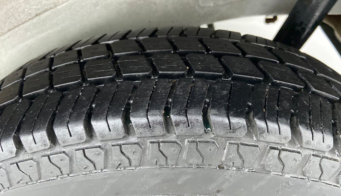 2013 Maruti Wagon R 1.0 LXI, Petrol, Manual, 85,442 km, Left Rear Tyre Tread