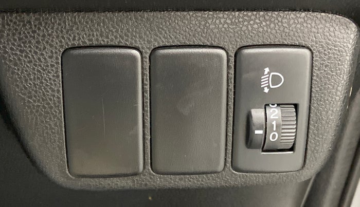 2012 Honda Jazz 1.2L I-VTEC SELECT, Petrol, Manual, 91,198 km, Dashboard - Headlight height adjustment not working