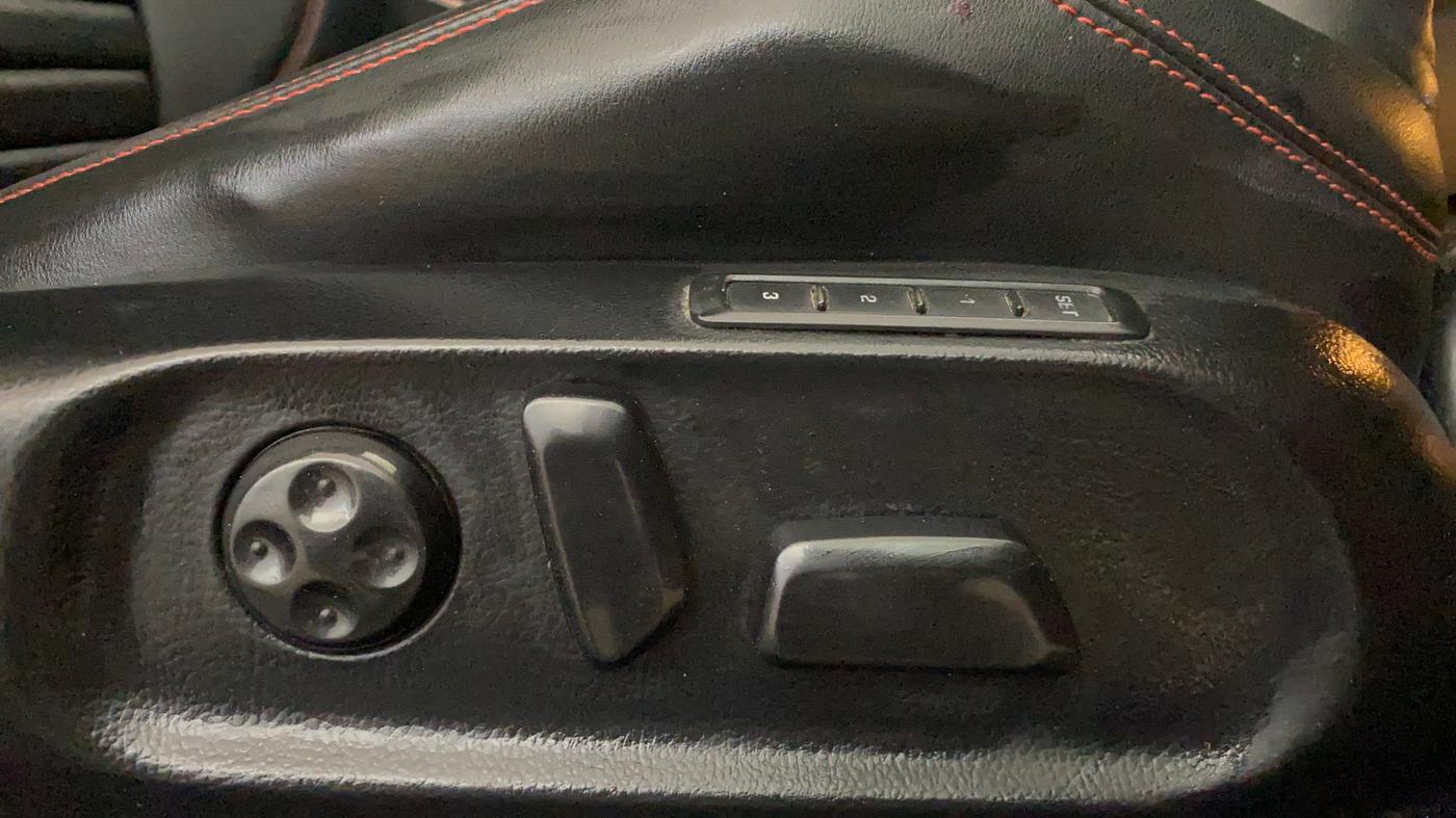 2019 Volkswagen Polo GT TSI AT, Petrol, Automatic, 62,383 km, Driver Side Adjustment Panel