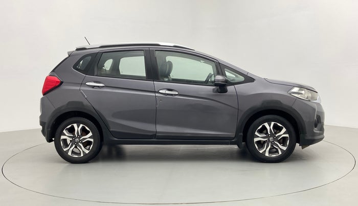 2017 Honda WR-V 1.5 i-DTEC VX MT, Diesel, Manual, 1,03,010 km, Right Side View