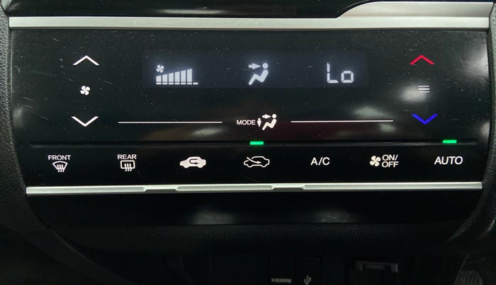2017 Honda WR-V 1.5 i-DTEC VX MT, Diesel, Manual, 1,03,010 km, Automatic Climate Control