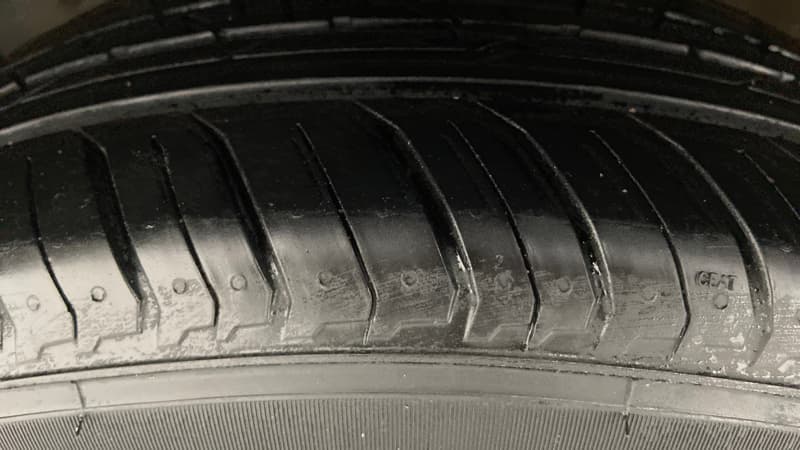 2017 Honda WR-V 1.5 i-DTEC VX MT, Diesel, Manual, 1,03,010 km, Left Rear Tyre Tread