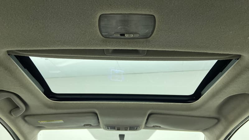 2017 Honda WR-V 1.5 i-DTEC VX MT, Diesel, Manual, 1,03,010 km, Moonroof/ Sunroof
