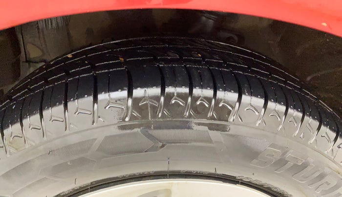 2015 Maruti Celerio ZXI AMT, Petrol, Automatic, 70,766 km, Left Front Tyre Tread