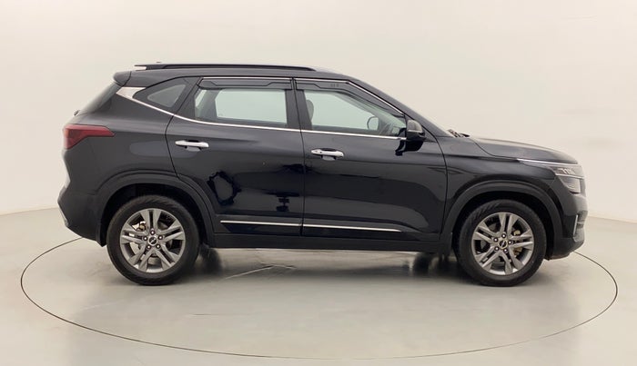 2021 KIA SELTOS HTX 1.5 DIESEL, Diesel, Manual, 1,19,522 km, Right Side View