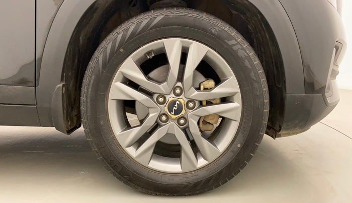 2021 KIA SELTOS HTX 1.5 DIESEL, Diesel, Manual, 1,19,522 km, Right Front Wheel