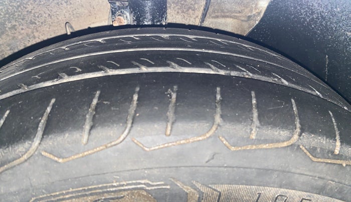 2023 Hyundai Verna S MT 1.5 MPI, Petrol, Manual, 45,673 km, Right Front Tyre Tread