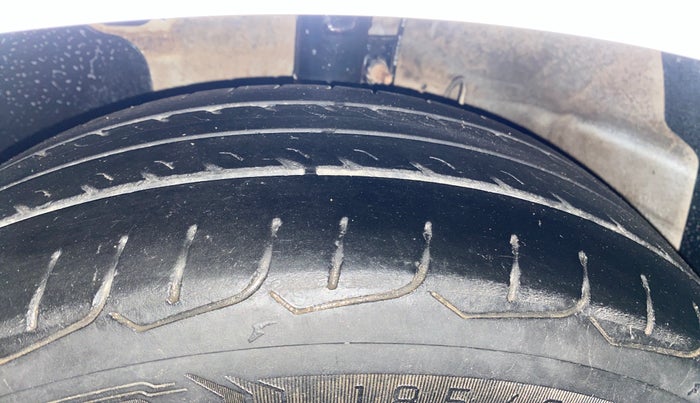 2023 Hyundai Verna S MT 1.5 MPI, Petrol, Manual, 45,673 km, Left Front Tyre Tread