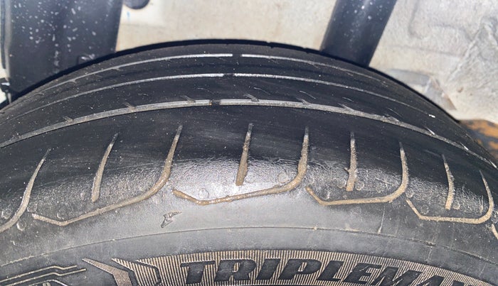 2023 Hyundai Verna S MT 1.5 MPI, Petrol, Manual, 45,673 km, Left Rear Tyre Tread