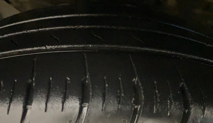 2021 KIA SELTOS HTK PLUS AT 1.5 DIESEL, Diesel, Automatic, 63,013 km, Left Front Tyre Tread