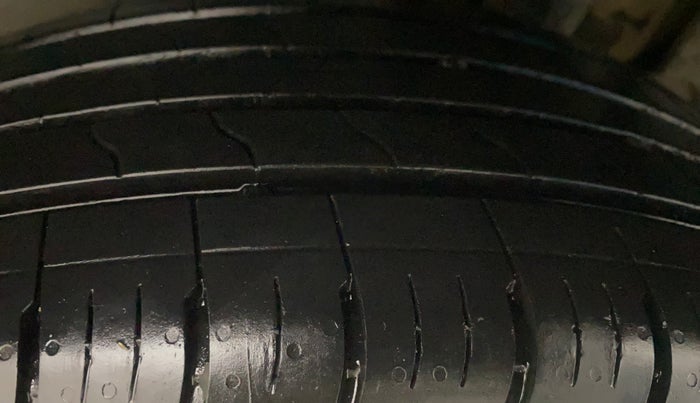 2021 KIA SELTOS HTK PLUS AT 1.5 DIESEL, Diesel, Automatic, 63,013 km, Left Rear Tyre Tread