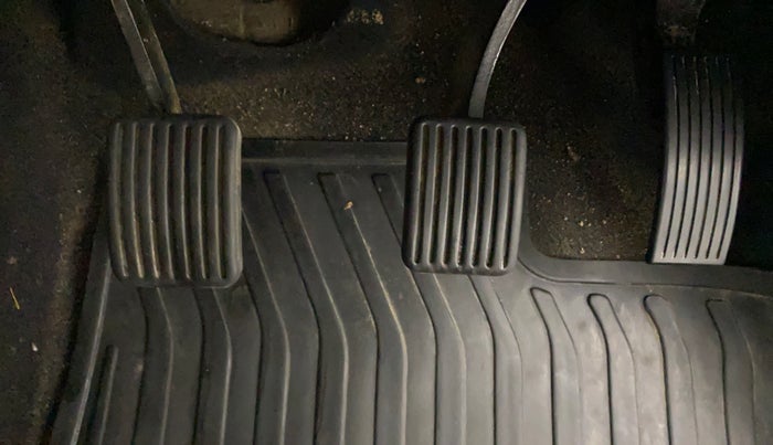 2018 Hyundai NEW SANTRO SPORTZ MT, Petrol, Manual, 29,973 km, Pedals