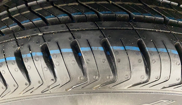 2018 Hyundai NEW SANTRO SPORTZ MT, Petrol, Manual, 29,973 km, Left Front Tyre Tread