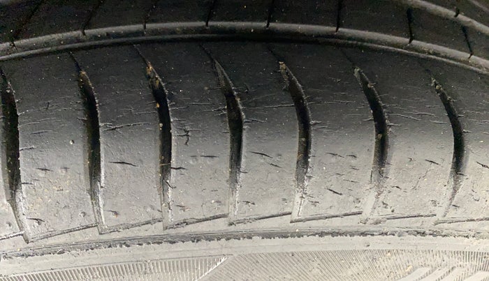 2018 Hyundai NEW SANTRO SPORTZ MT, Petrol, Manual, 29,973 km, Right Front Tyre Tread