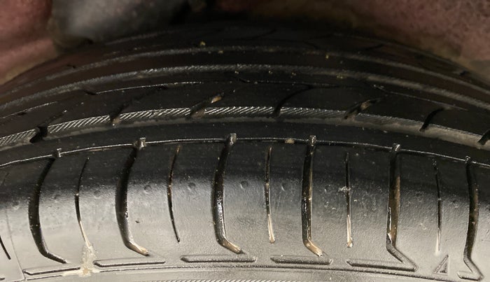 2009 Hyundai i10 MAGNA 1.2, Petrol, Manual, 59,757 km, Left Rear Tyre Tread