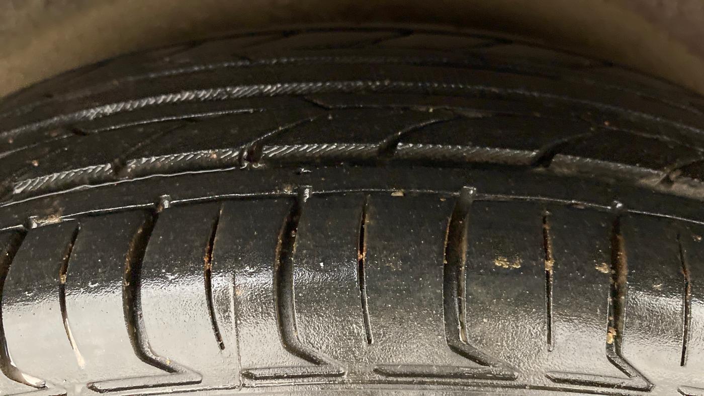 2009 Hyundai i10 MAGNA 1.2, Petrol, Manual, 59,757 km, Right Rear Tyre Tread