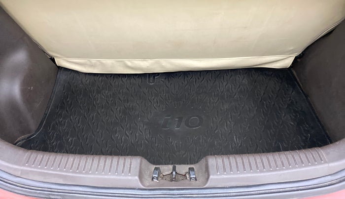 2009 Hyundai i10 MAGNA 1.2, Petrol, Manual, 59,757 km, Boot Inside