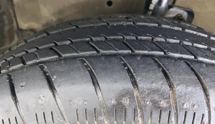 2016 Maruti Celerio ZXI OPT AMT, Petrol, Automatic, 29,876 km, Left Front Tyre Tread