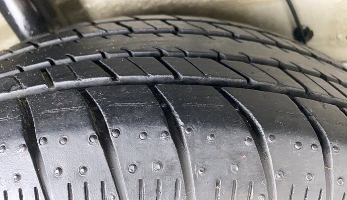 2016 Maruti Celerio ZXI OPT AMT, Petrol, Automatic, 29,876 km, Right Rear Tyre Tread
