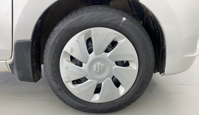 2016 Maruti Celerio ZXI OPT AMT, Petrol, Automatic, 29,876 km, Right Front Wheel