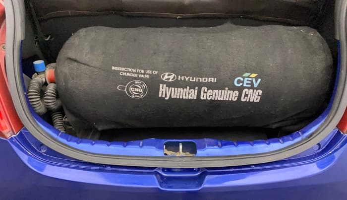 2015 Hyundai Eon ERA +, CNG, Manual, 76,332 km, Boot Inside