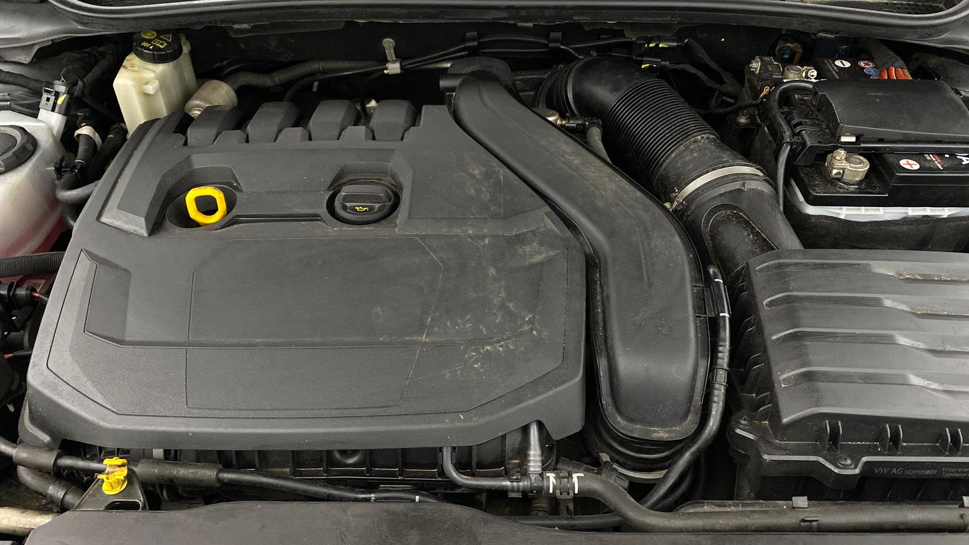 2022 Skoda SLAVIA STYLE 1.5L TSI DSG, Petrol, Automatic, 57,126 km, Engine View