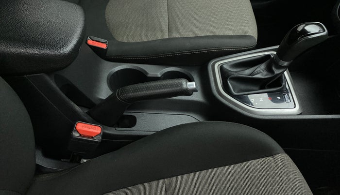 2018 Hyundai Creta 1.6 SX PLUS AUTO PETROL, Petrol, Automatic, 46,132 km, Gear Lever