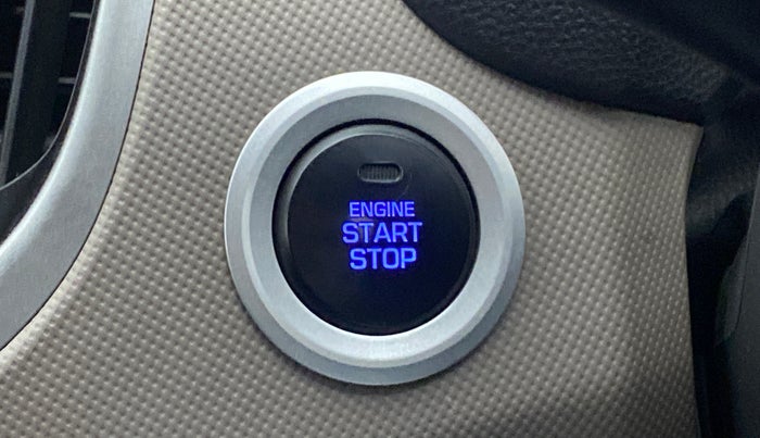 2017 Hyundai Creta SX PLUS AT 1.6 DIESEL, Diesel, Automatic, 43,615 km, Keyless Start/ Stop Button