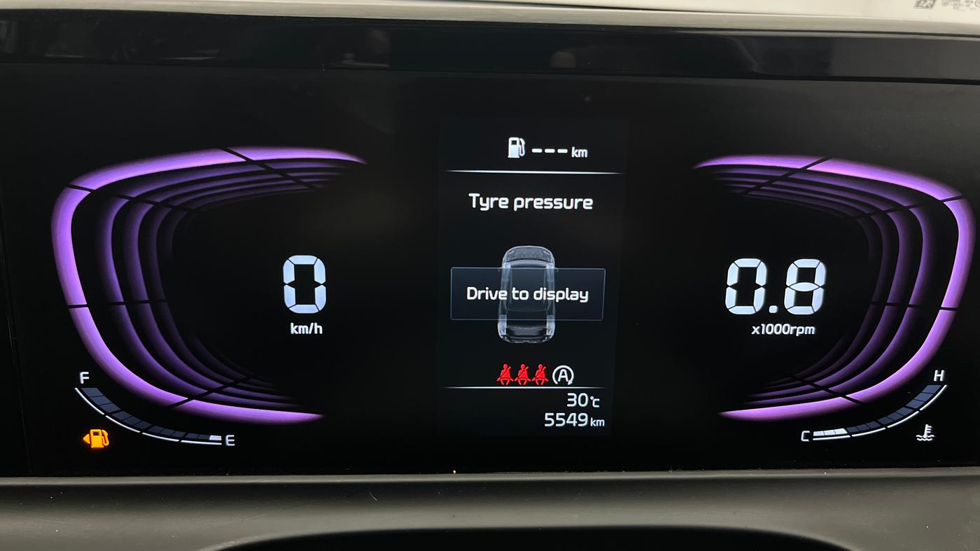 2025 KIA SELTOS HTE (O)1.5 Petrol MT, Petrol, Manual, 5,525 km, Odometer Image