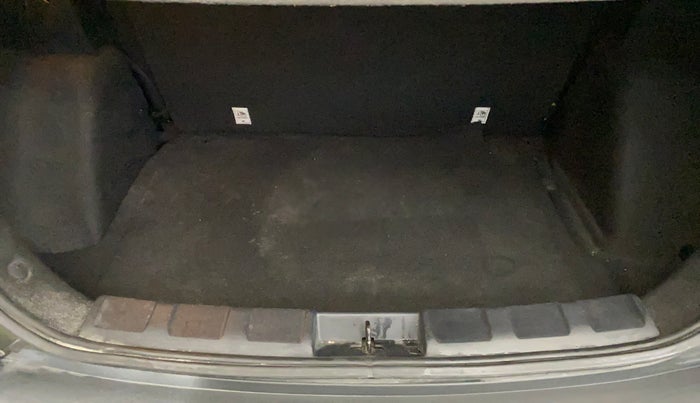 2022 Tata NEXON XM SUNROOF PETROL, Petrol, Manual, 24,651 km, Boot Inside