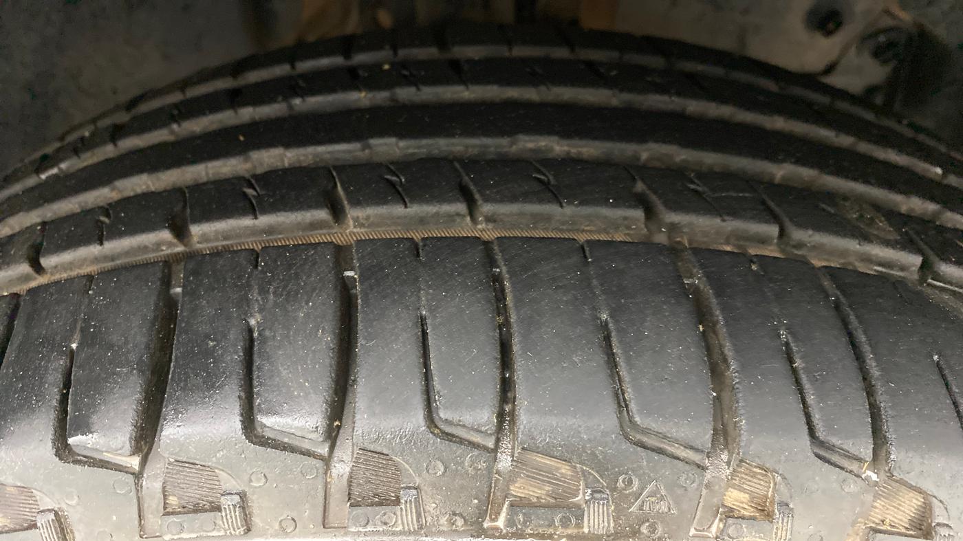 2019 Renault Captur RXE diesel (MT), Diesel, Manual, 49,378 km, Right Front Tyre Tread