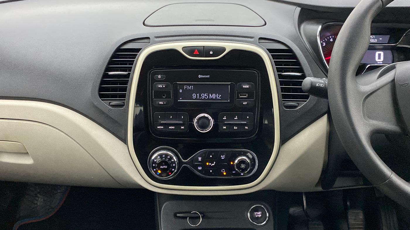 2019 Renault Captur RXE diesel (MT), Diesel, Manual, 49,378 km, Air Conditioner