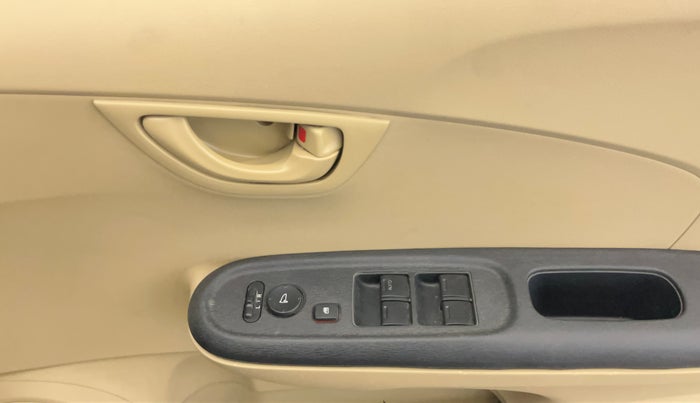 2014 Honda Amaze 1.2L I-VTEC S, Petrol, Manual, 42,045 km, Driver Side Door Panels Control