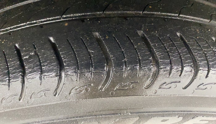 2015 Honda Jazz 1.2L I-VTEC S AT, Petrol, Automatic, 92,646 km, Left Front Tyre Tread