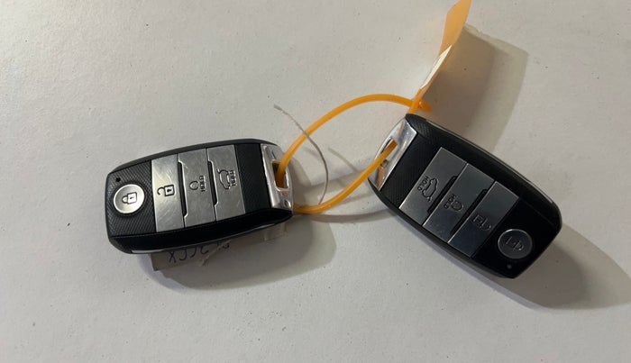 2022 KIA SELTOS HTK PLUS 1.5 IMT, Petrol, Manual, 60,425 km, Key Close Up