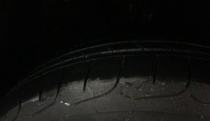 2022 KIA SELTOS HTK PLUS 1.5 IMT, Petrol, Manual, 60,425 km, Right Front Tyre Tread