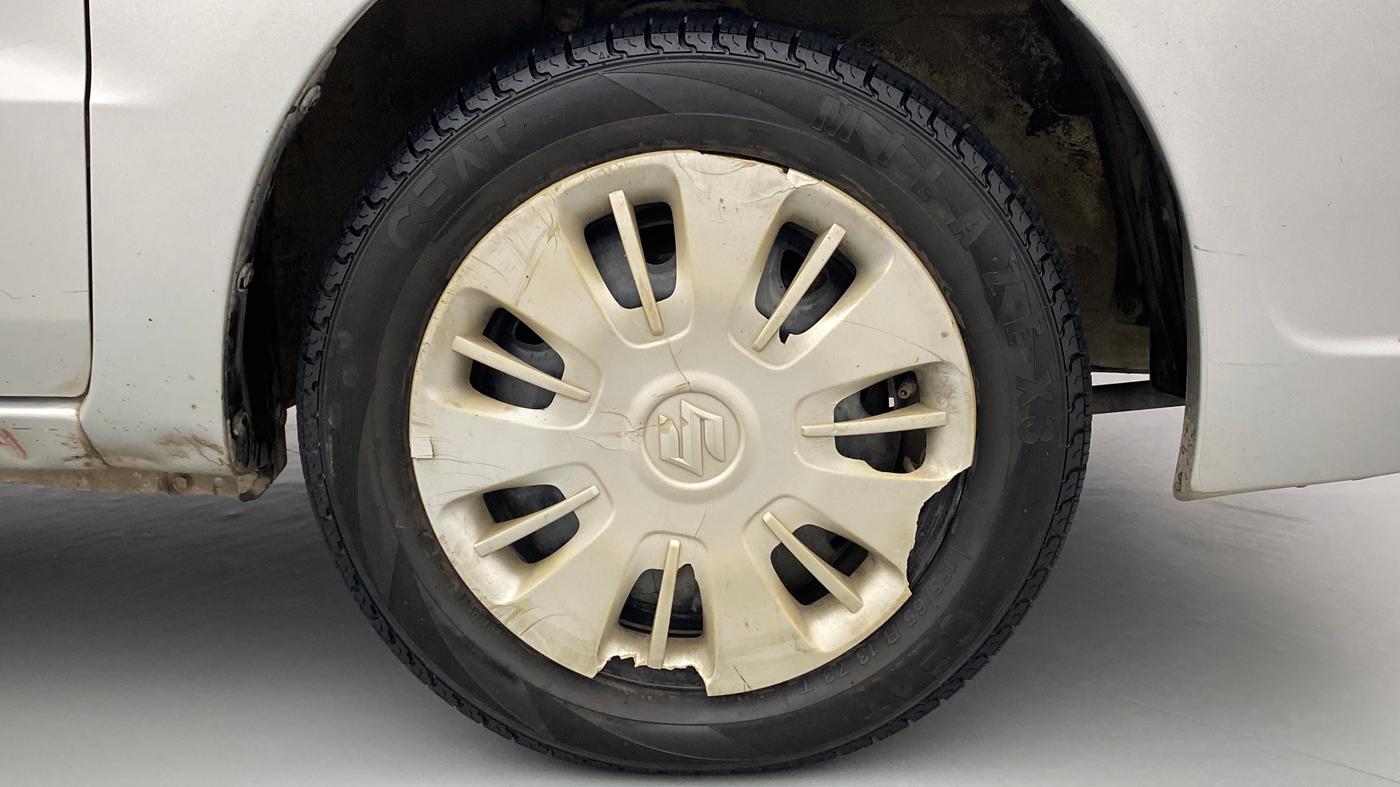2011 Maruti Zen Estilo VXI, Petrol, Manual, 1,03,910 km, Right Front Wheel