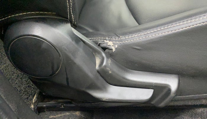 2018 Maruti Baleno DELTA PETROL 1.2, Petrol, Manual, 79,147 km, Driver Side Adjustment Panel