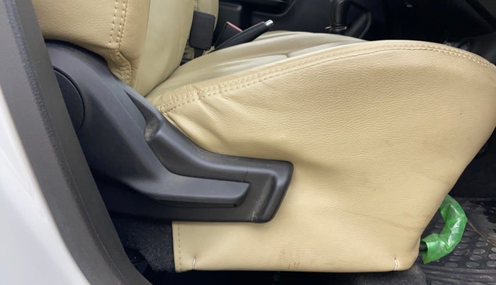 2022 Maruti Celerio VXI, Petrol, Manual, 48,875 km, Driver Side Adjustment Panel