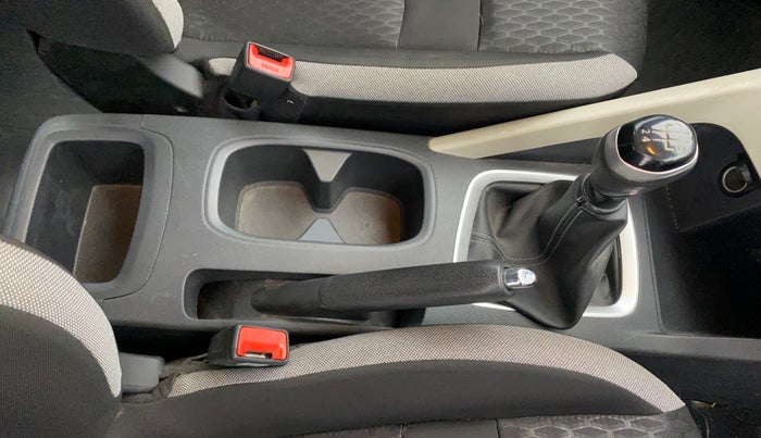 2022 Nissan MAGNITE XL, Petrol, Manual, 36,467 km, Gear Lever