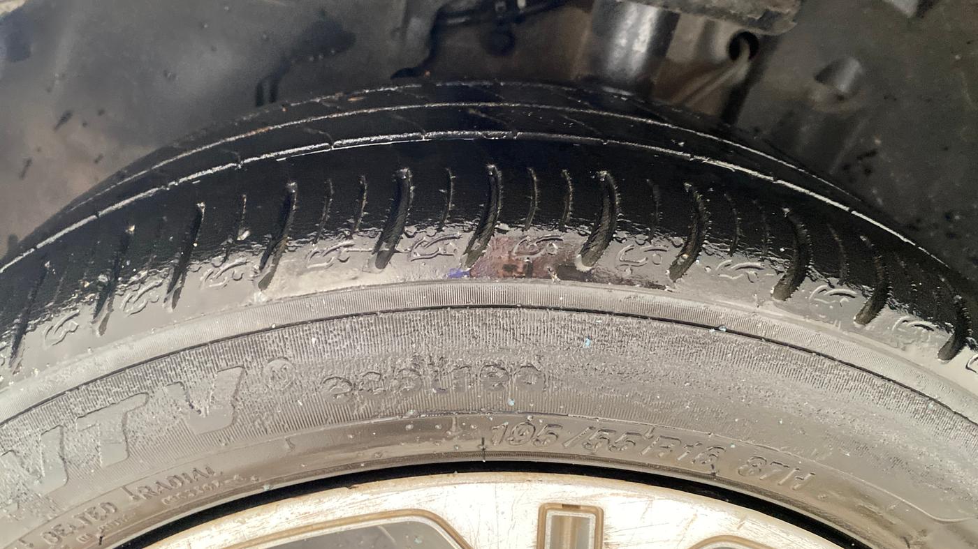 2021 Tata ALTROZ XM PLUS PETROL, Petrol, Manual, 55,080 km, Left Front Tyre Tread